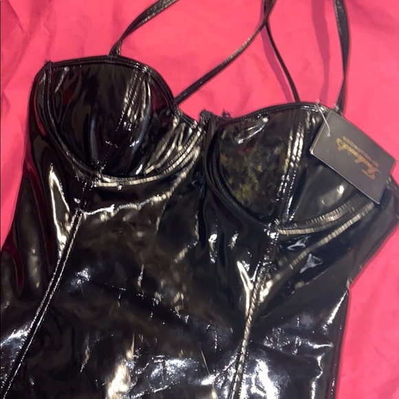 Dress - Picture 2 of 4